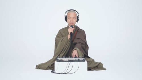 赤坂陽月 – スピリチュアル音楽の認識を変える僧侶