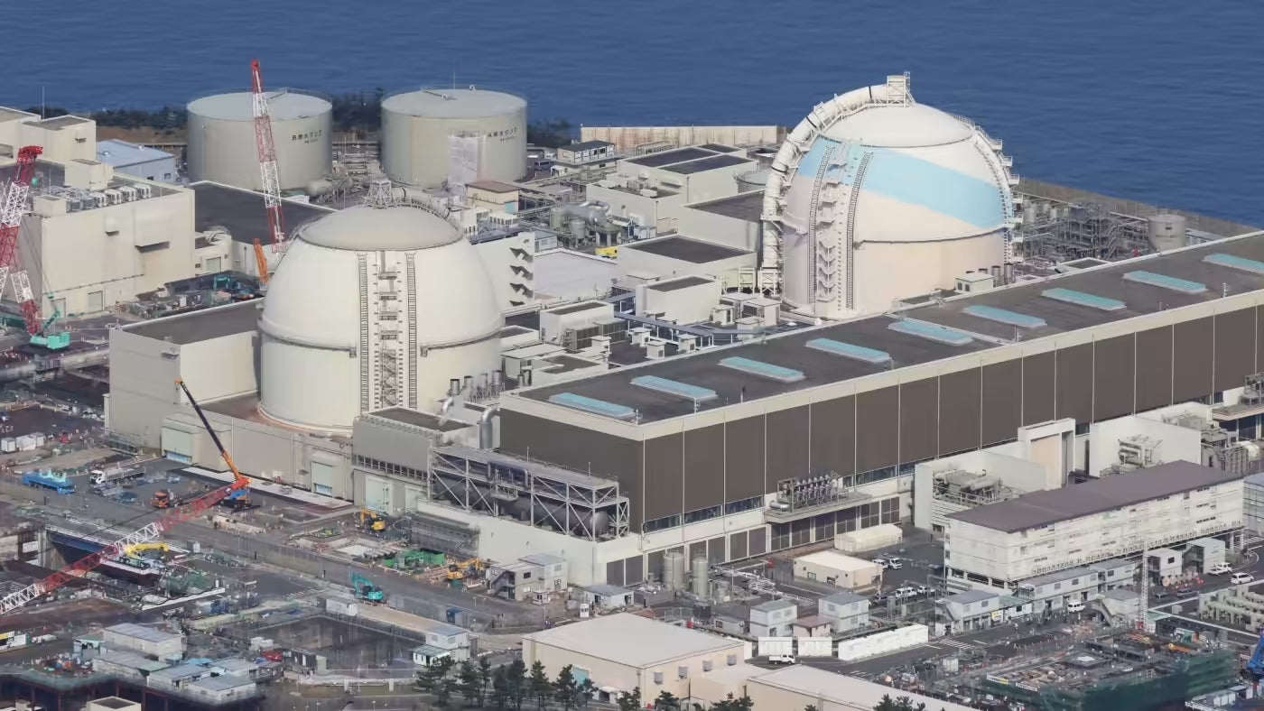 Japan Considers Plan to Expand Nuclear Power