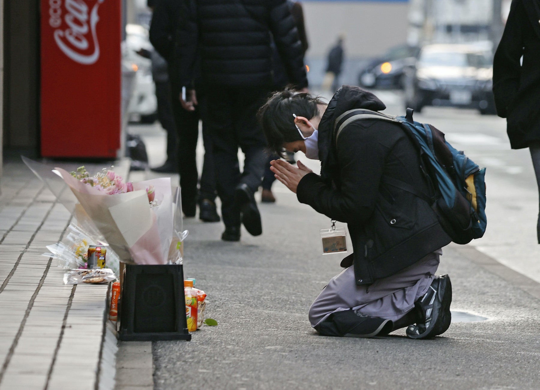 Hombre arrestado después de apuñalar fatalmente a su exnovia en Fukuoka