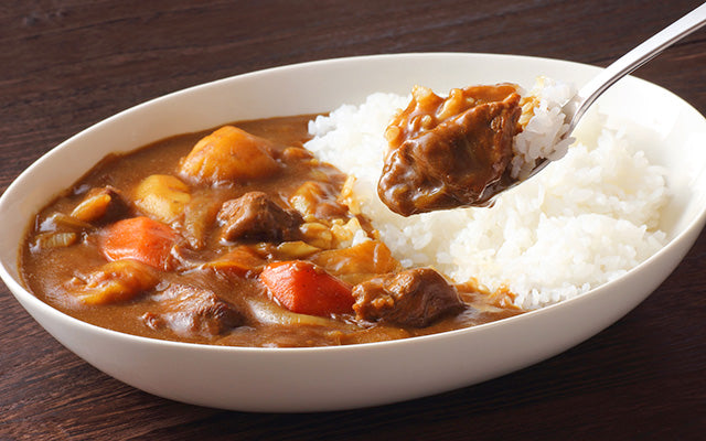 カレーライス – Arroz con Curry Japonés